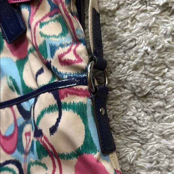 Coach Ikat Multicolor Signature C Patterned Purse - Picture 7 of 13